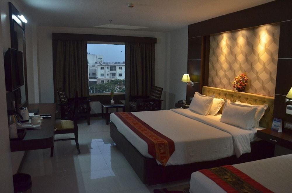 Airport City Hotel Kolkata Bagian luar foto